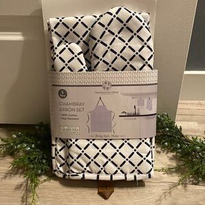 Huntington Home 3 Piece Apron Potholder Set